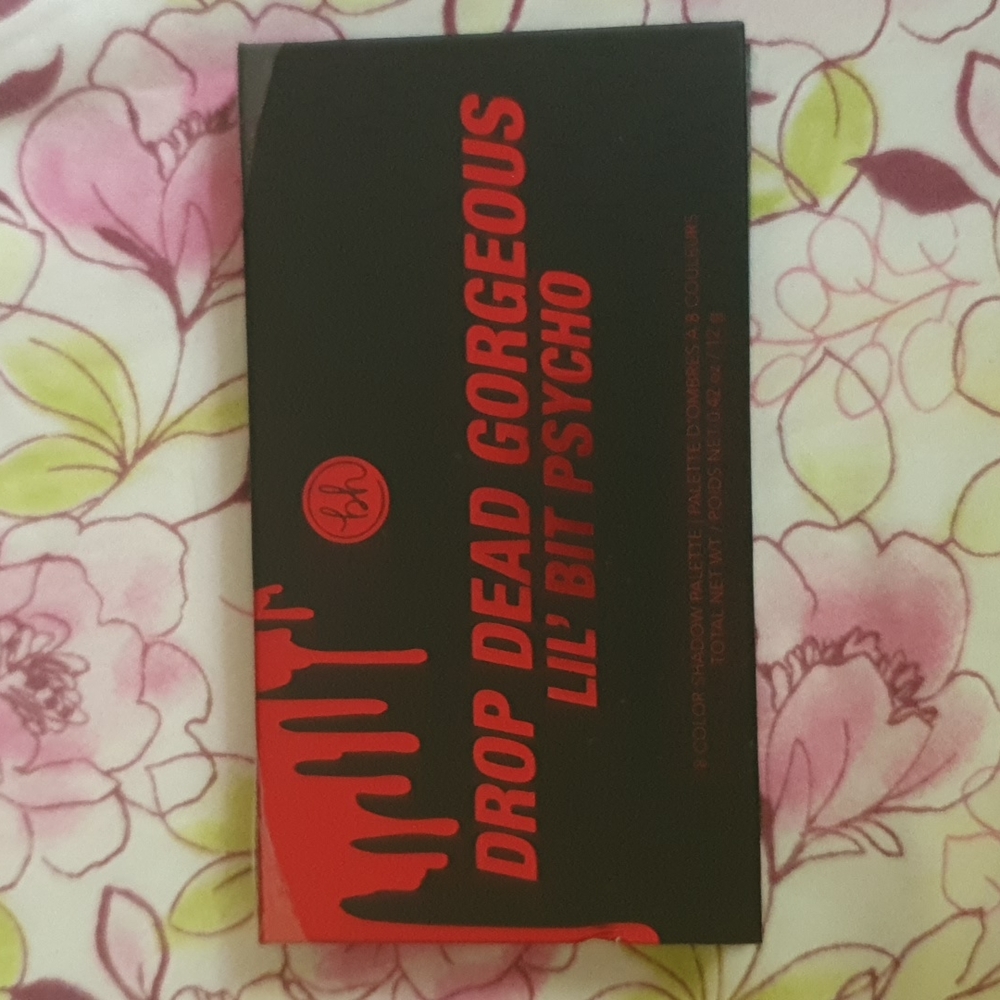 Eye shadow palette
